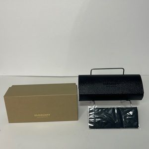 Burberry Sunglass glasses case with wipe cloth and box